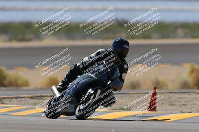 media/Oct-08-2022-SoCal Trackdays (Sat) [[1fc3beec89]]/Turn 14 (1050am)/